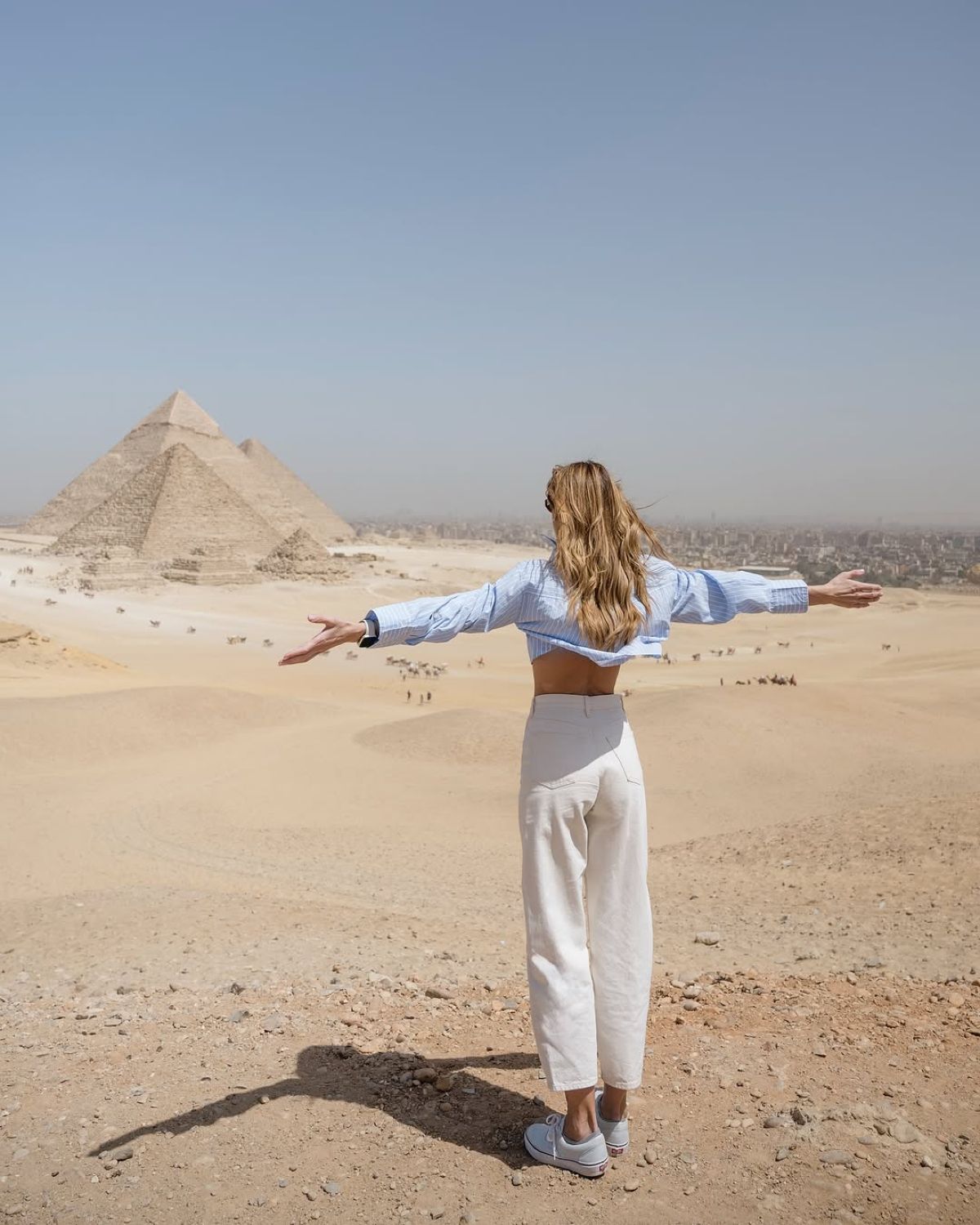 Ανθή Σαλαγκούδη – Κοσμάς Κουμιανός: Ταξίδι στην Αίγυπτο για το ζευγάρι (Φωτογραφίες)