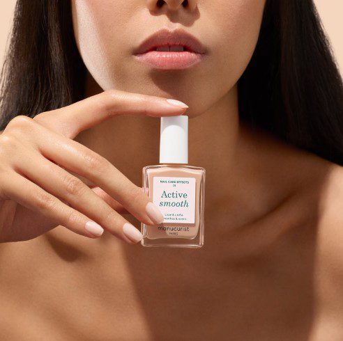 Ξεχάστε το κλασικό γαλλικό: Το «Baby French» είναι επίσημα η πιο κομψή τάση για τα νύχια αυτή την άνοιξη