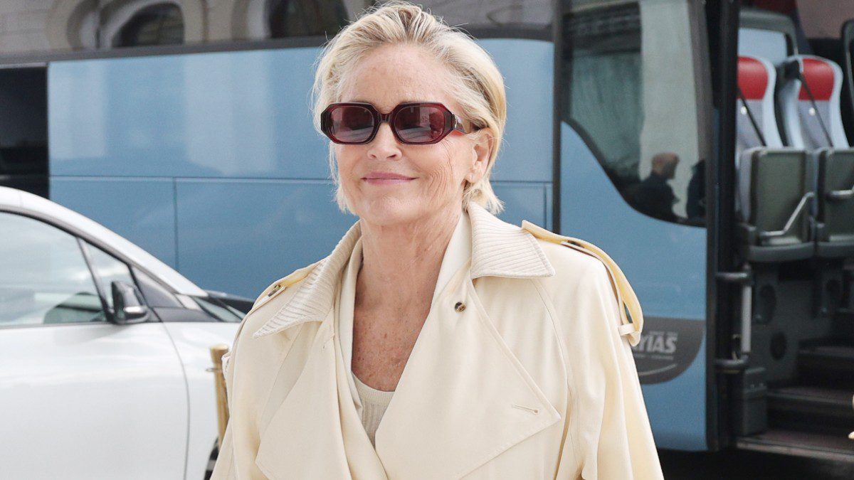 H Σάρον Στόουν στην Αθήνα