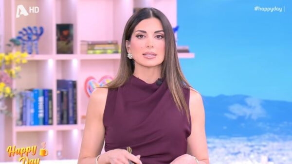 Η Σταματίνα Τσιμτσιλή στο πλατό του Happy Day