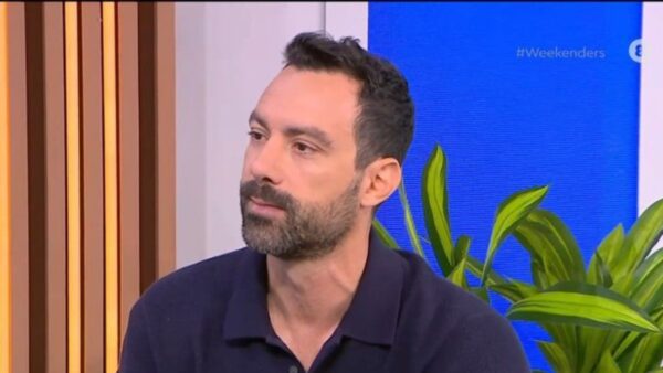Ο Σάκης Τανιμανίδης στο Weekenders
