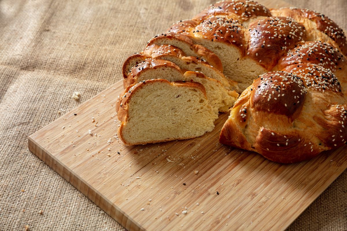 Πασχαλινό στρογγυλό τσουρέκι