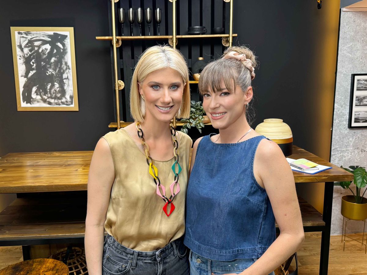 Αλεξάνδρα Ούστα, Βάσω Καβαλιεράτου