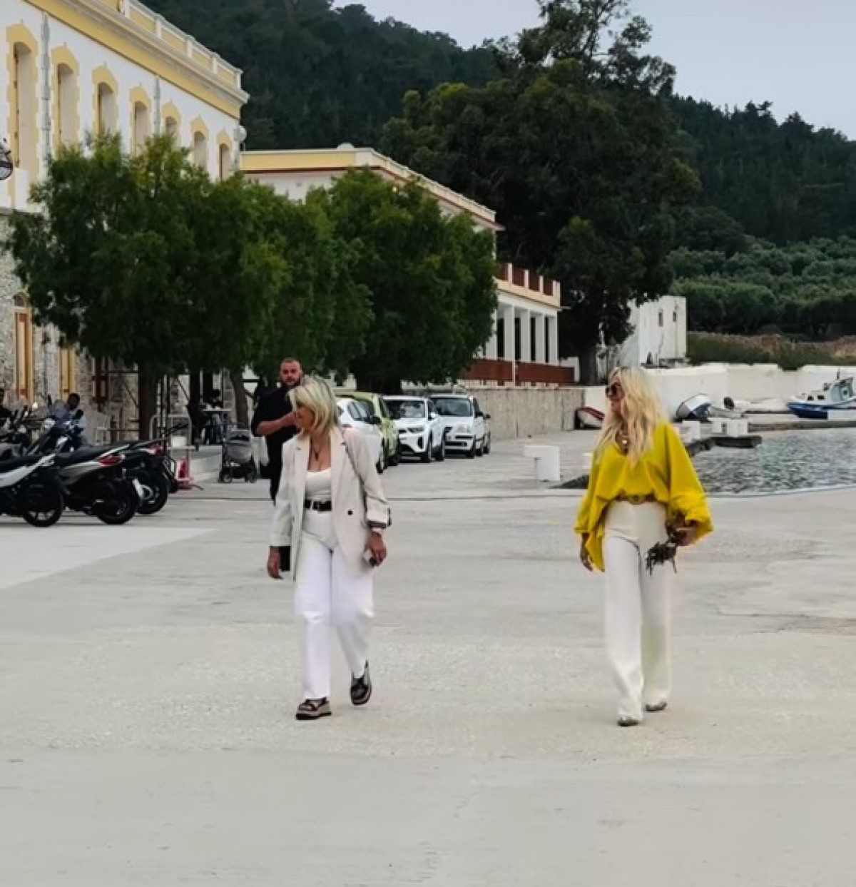 Άννα Βίσση & Νίκη Βίσση