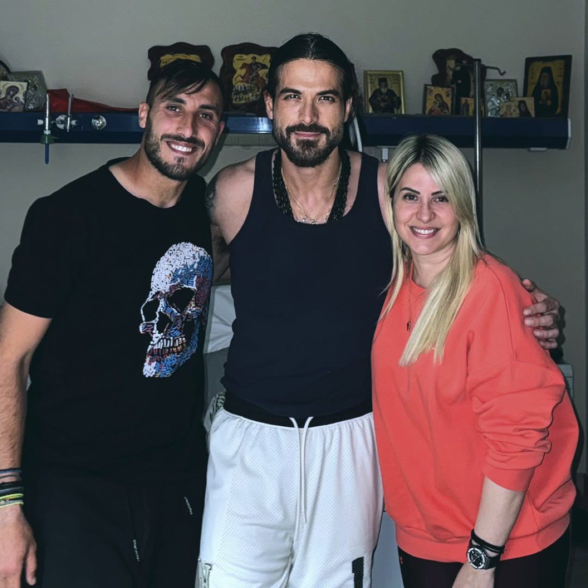 Άρης Μουγκοπέτρος φίλοι