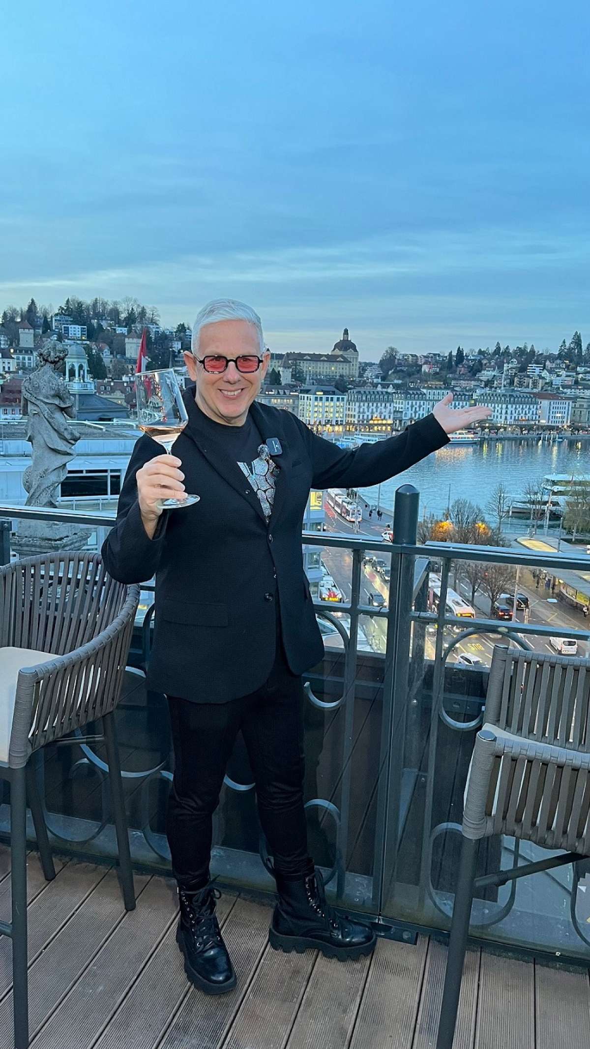 Τάσος Δούσης Ελβετία