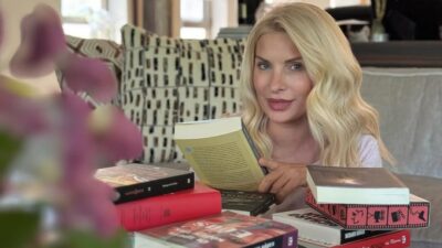 Ελένη Μενεγάκη βιβλία