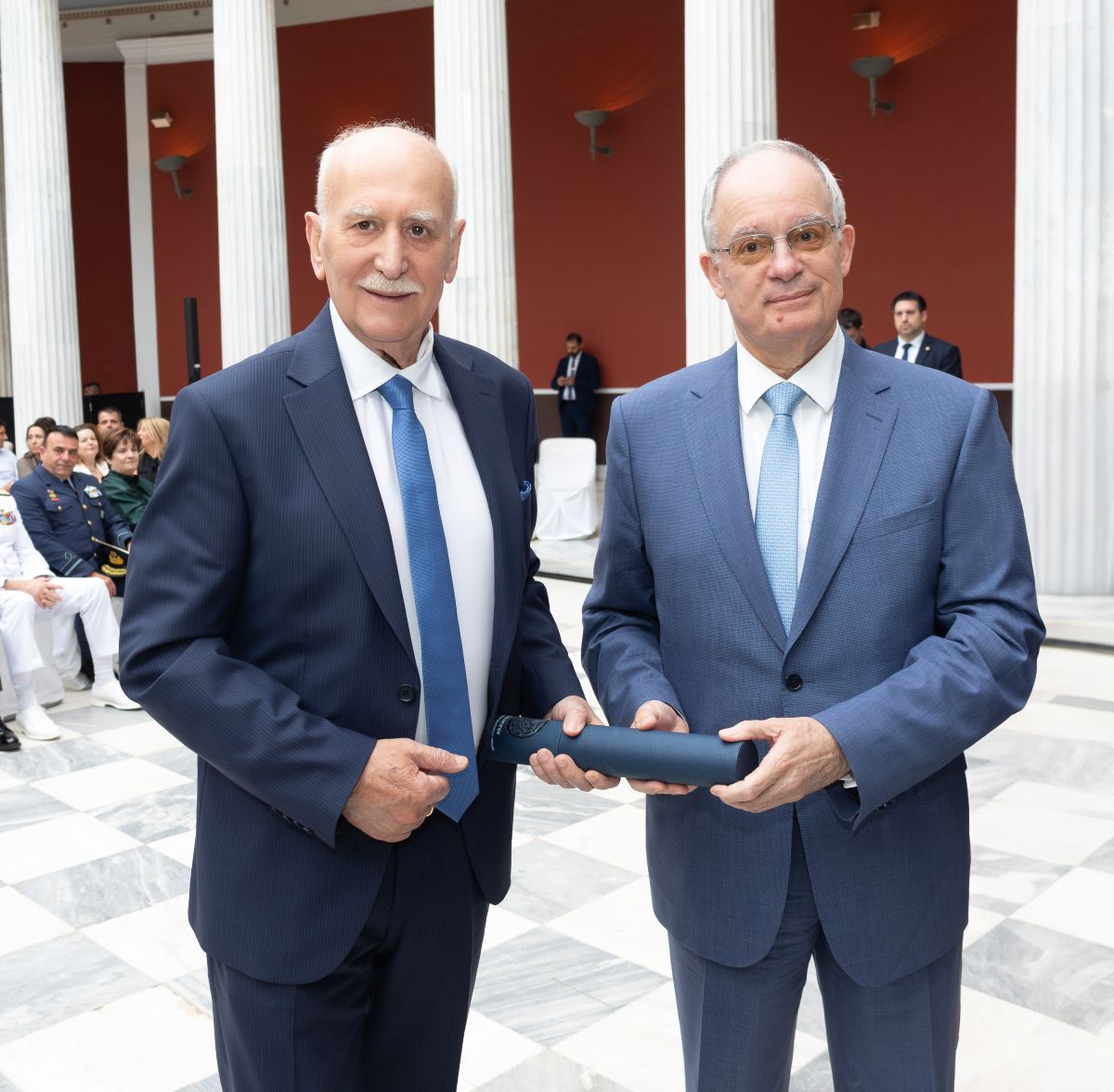 Γιώργος Παπαδάκης, Κωνσταντίνος Τασούλας