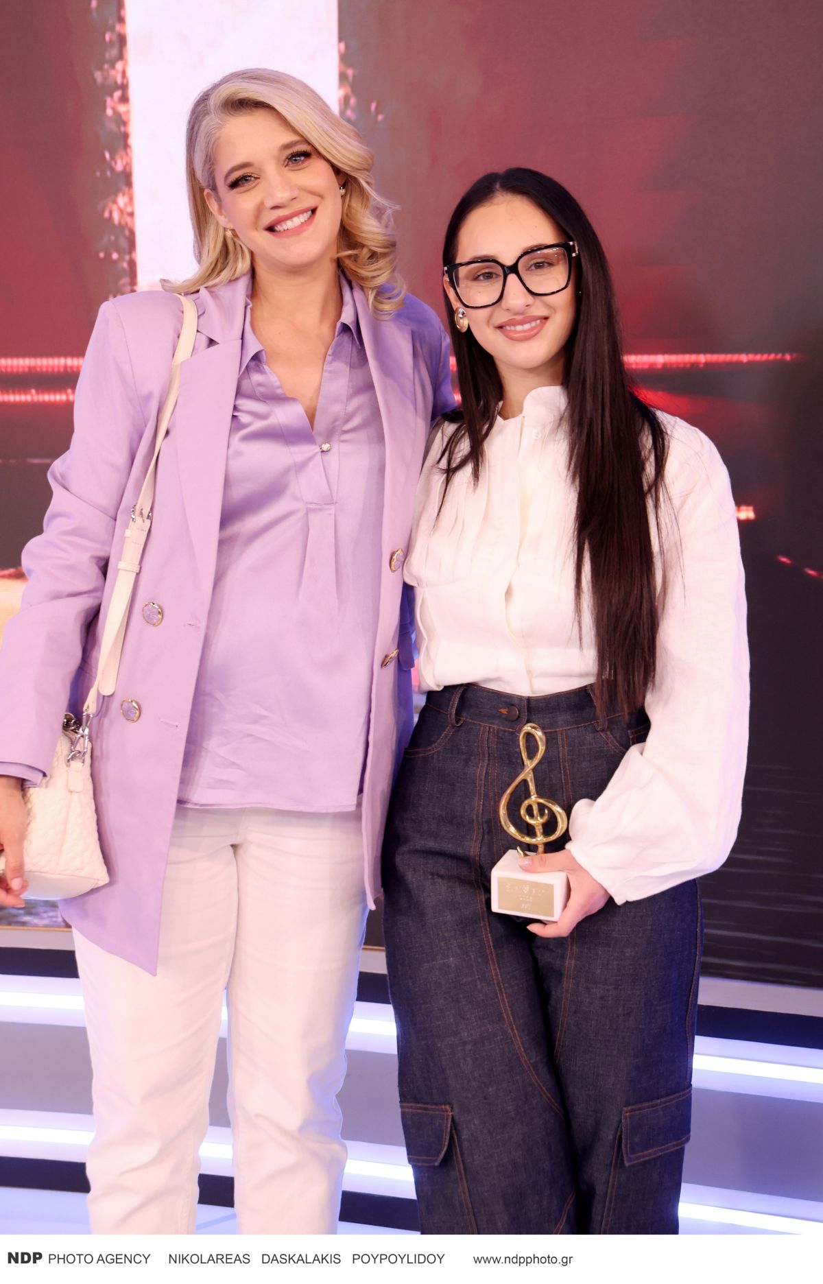 Klavdia, Τζένη Θεωνά