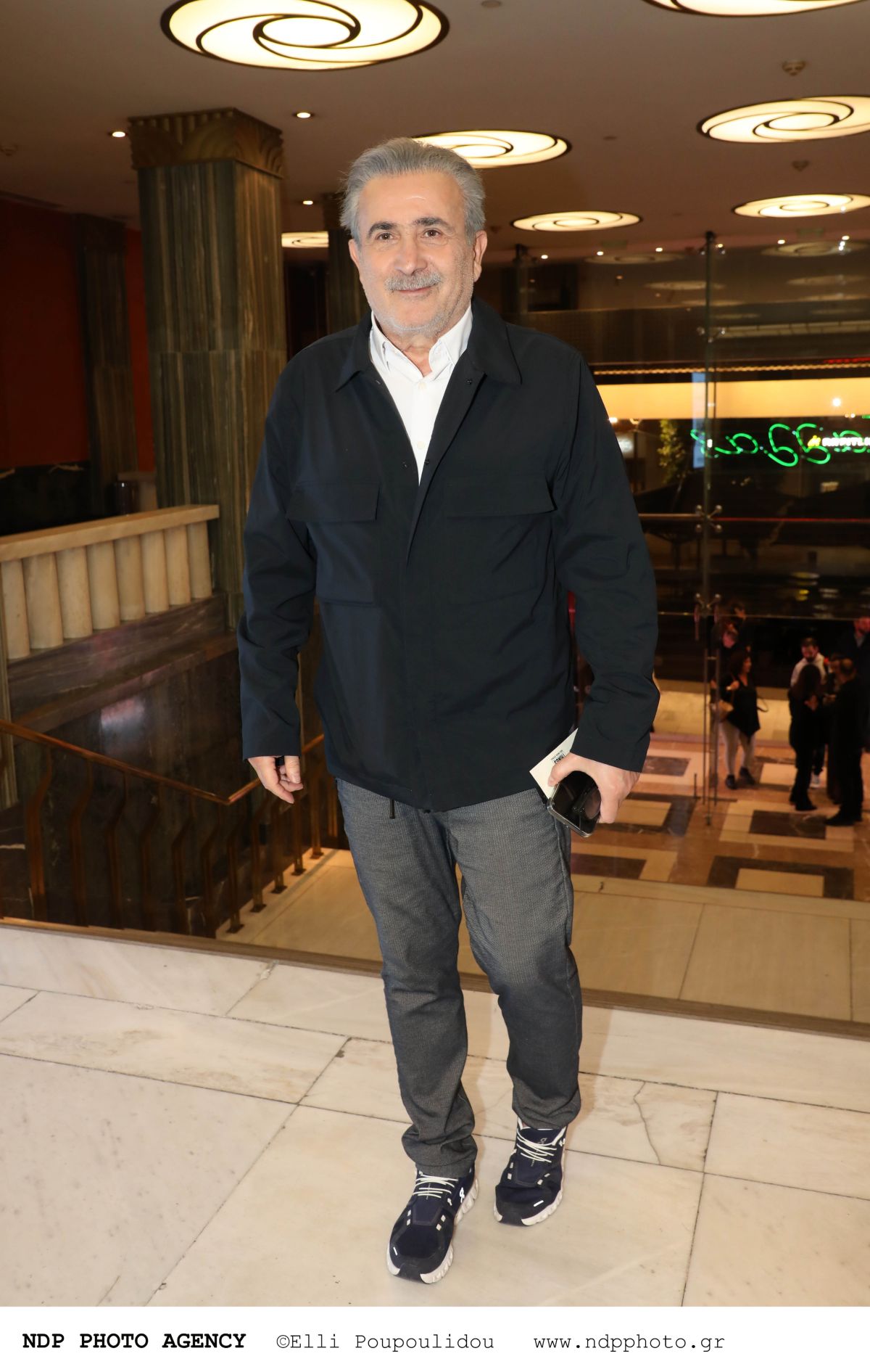 Λάκης Λαζόπουλος