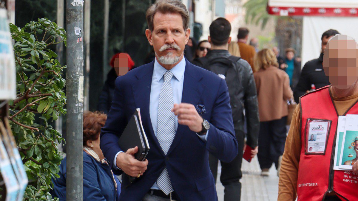 Παύλος Ντε Γκρες