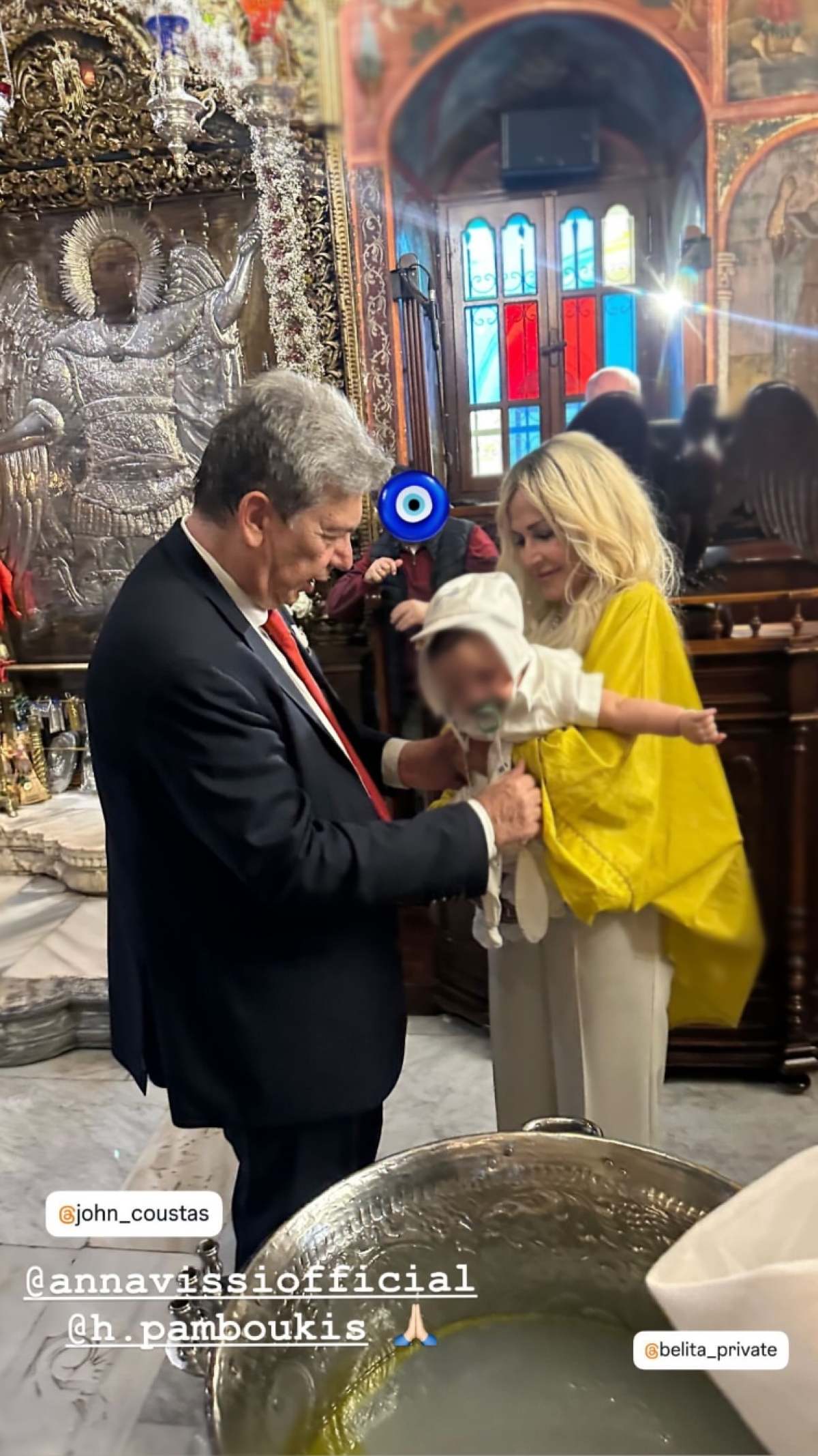 Χάρης Παμπούκης και Άννα Βίσση με το νεοφώτιστο