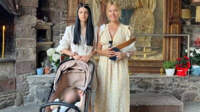 Χριστίνα Παππά, Άννα Μπεζάν