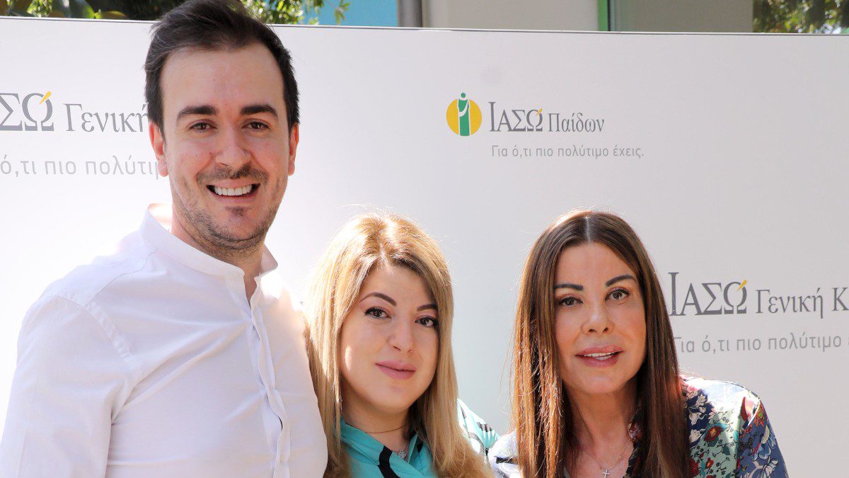 Η Άντζελα Δημητρίου με την Όλγα Κιουρτσάκη και τον Φώτη Λώση