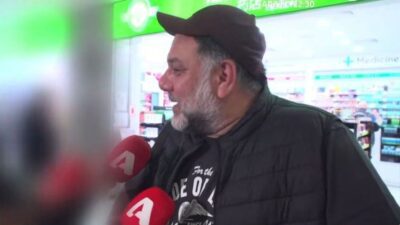 Ο Γρηγόρης Αρναούτογλου στο αεροδρόμιο