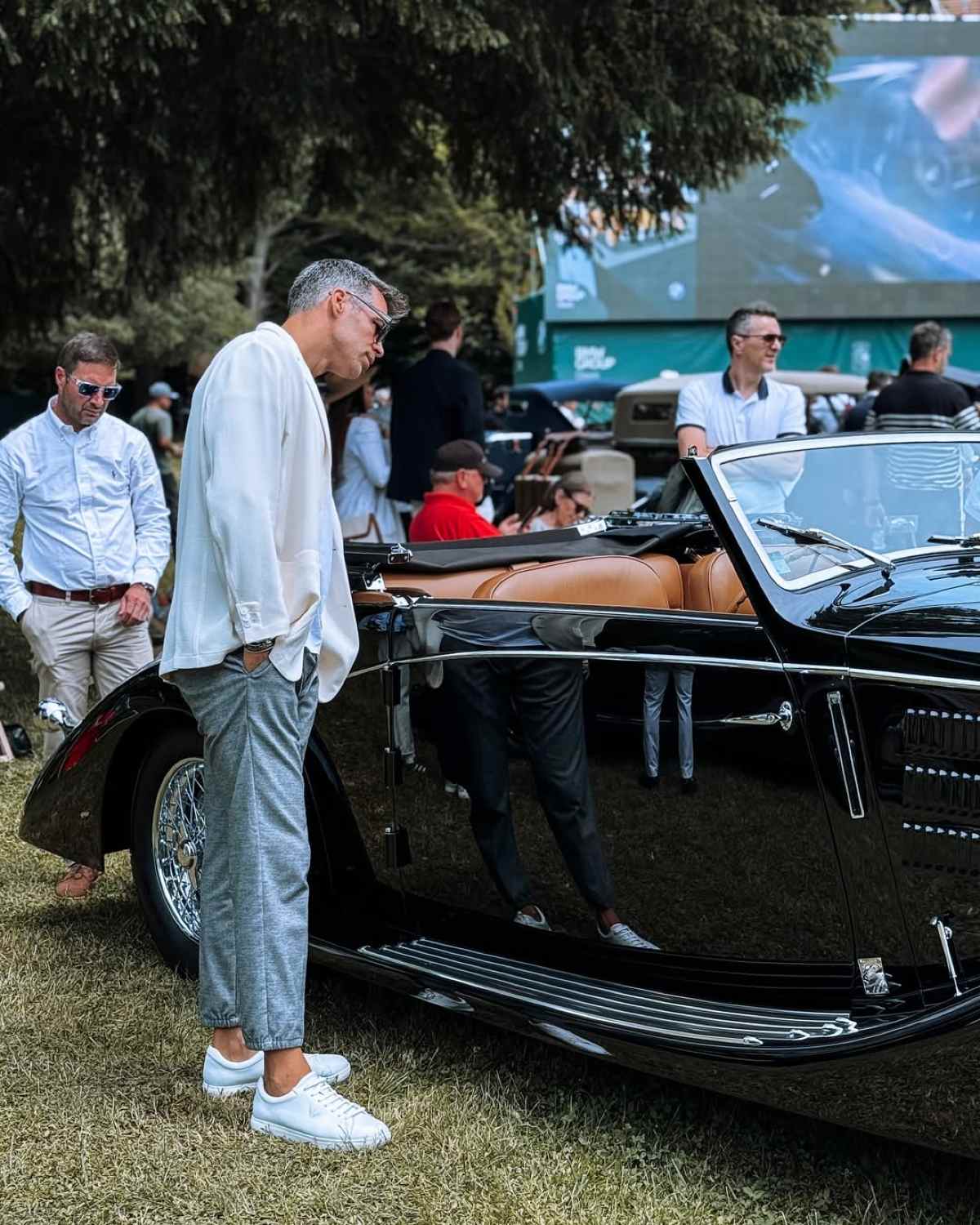 Ο Μπρούνο Τσερέλα στη Λίμνη Κόμο