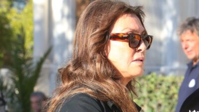 Η Βάνα Μπάρμπα στη κηδεία Κώστα Σημίτη