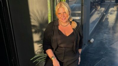 Η Δανάη Μπάρκα στο Instagram