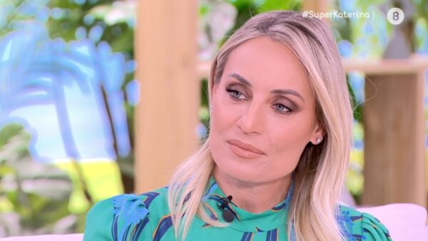 Η Ελεονώρα Μελέτη στο πλατό του Super Κατερίνα