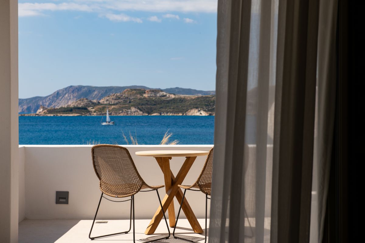 Πολυτελής διαμονή στην Κίμωλο