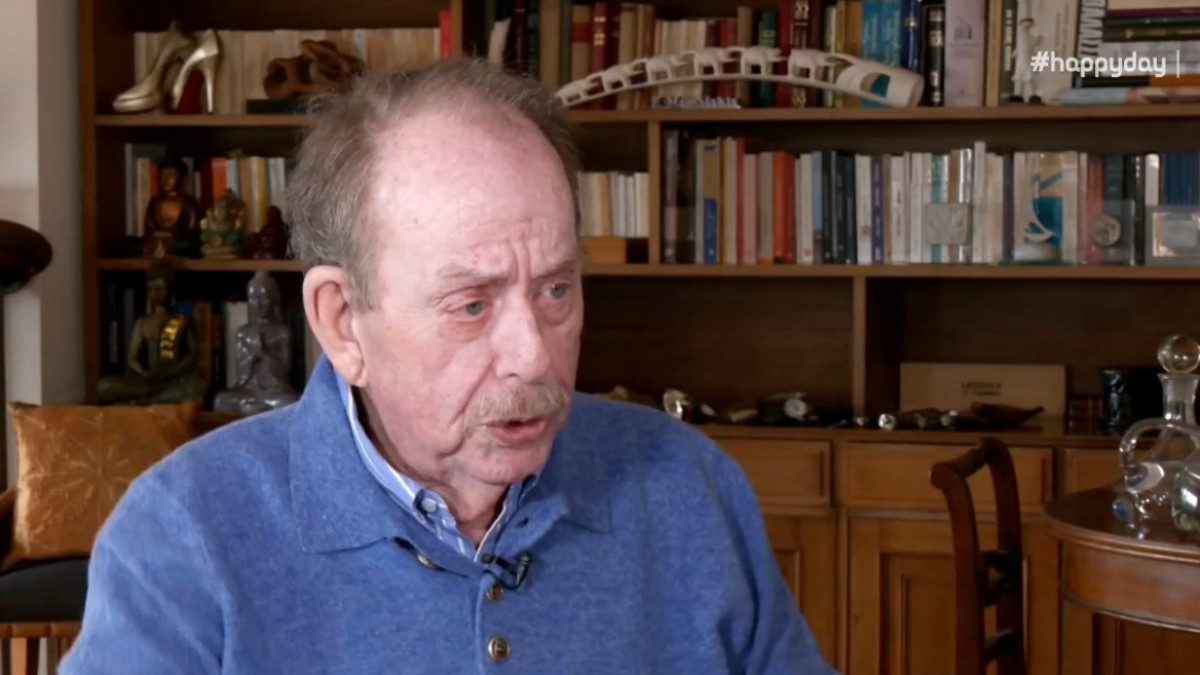 Ο Ηλίας Μαμαλάκης στο Happy Day