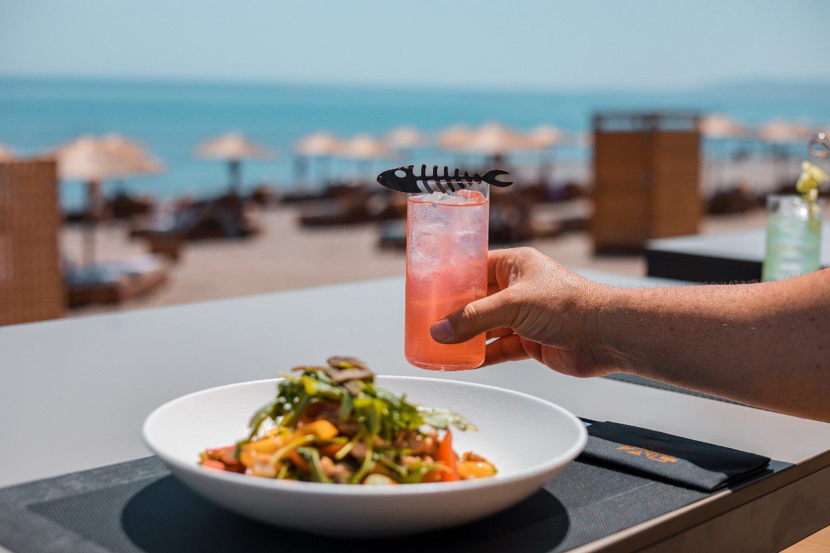 το beach bar kanaloa