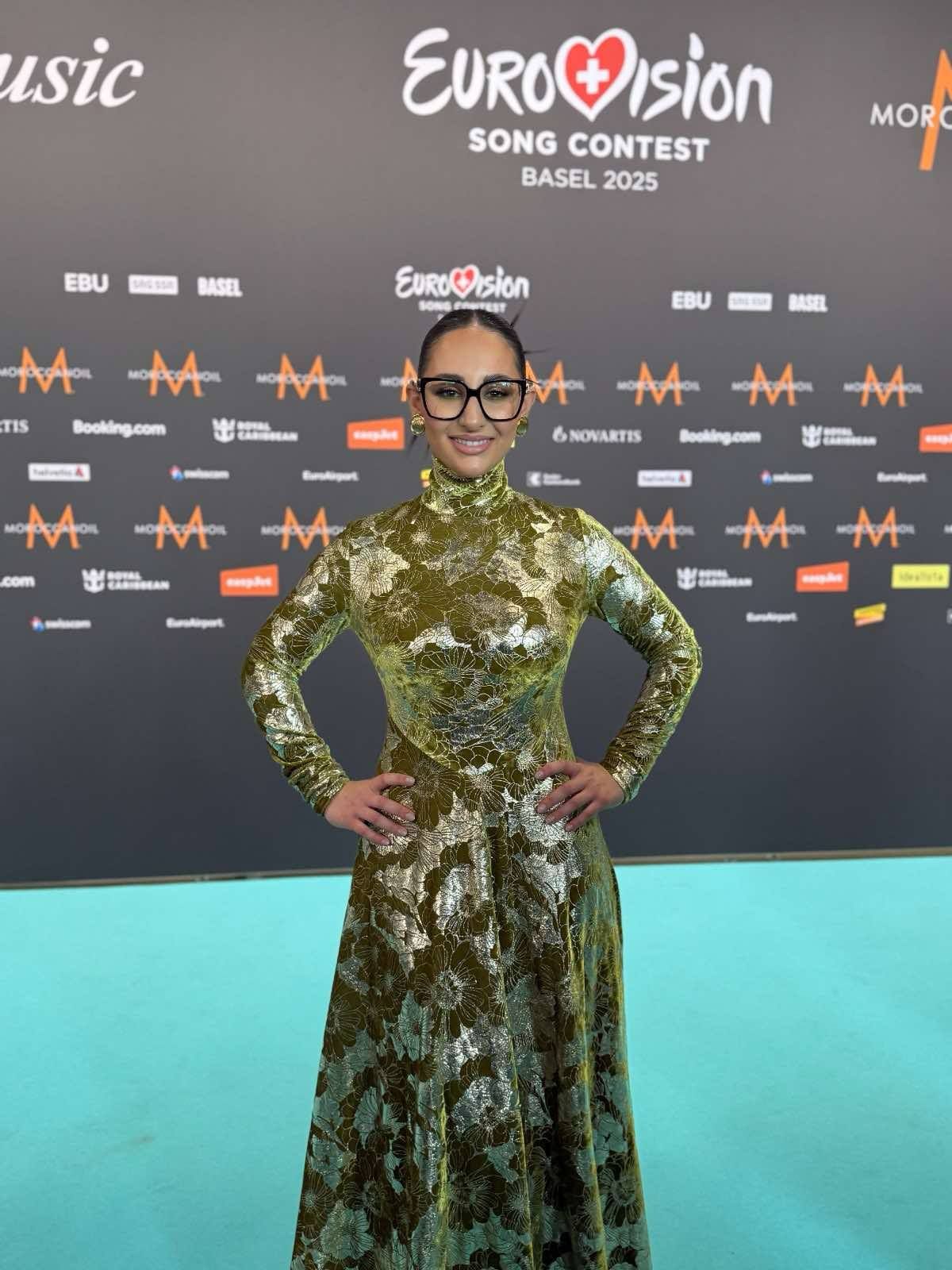 Η Klavdia στο Τιρκουάζ Χαλί της Eurovision