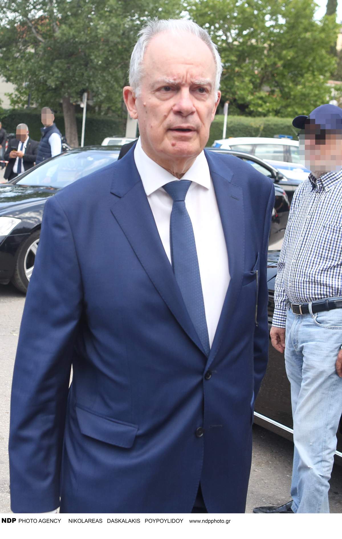 Ο Κωνσταντίνος Τασούλας στην κηδεία του Πέτρου Μολυβιάτη