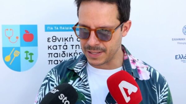 Ο Δημήτρης Μακαλιάς στις τηλεοπτικές κάμερες