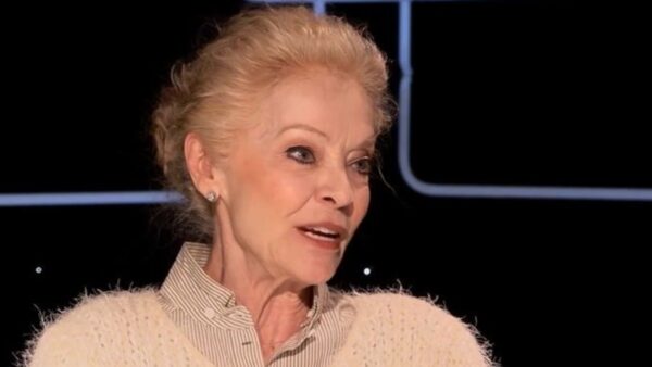 Η Μαρία Αλιφέρη στην εκπομπή Στιγμές