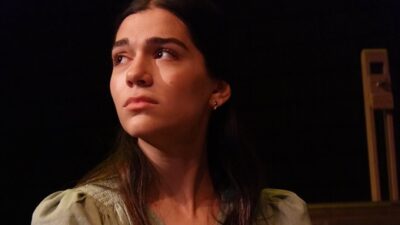 Η Μελίνα Νικολαιδη σε θεατρική παράσταση