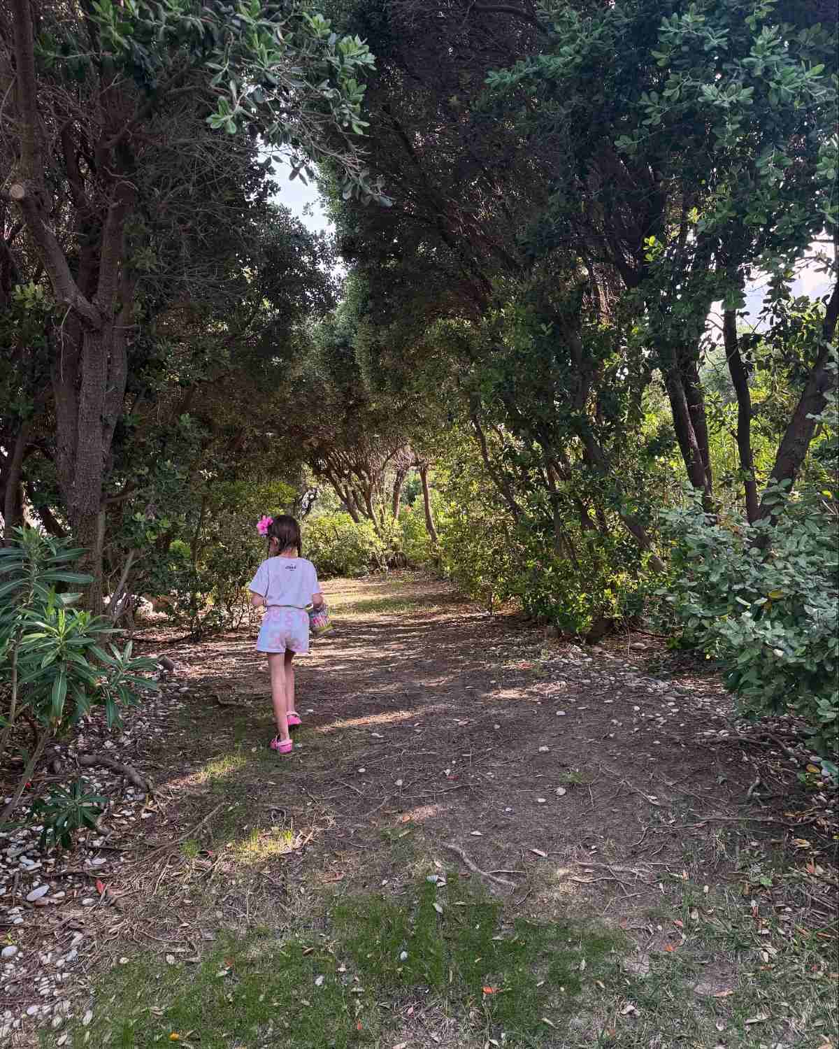 Δούκισσα Νομικού: Στην εξοχή με τα παιδιά της - Η φωτογραφία με τον μπαμπά της