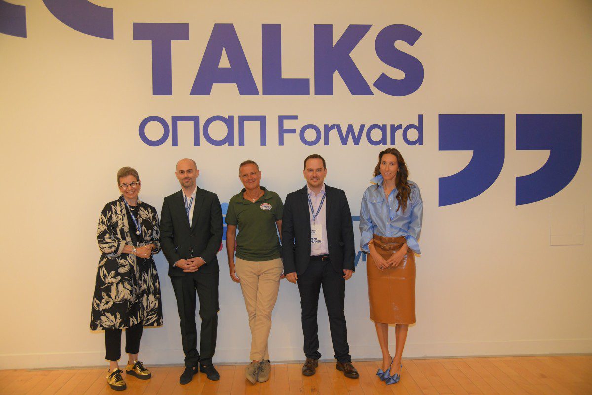 Η Άννα Μαρία Μαζαράκη, Ιδρύτρια της εταιρείας Άννα Μαρία Μαζαράκη, ο Γιώργος Τρακάκης, Διευθύνων Σύμβουλος της Endless, ο Αρμόδιος Γιαννίδης, Διευθύνων Σύμβουλος της Vitex, ο Αναστάσης Στοφόρος, Ιδρυτής και Διευθύνων Σύμβουλος της Nutree και η Ελευθερία Ζούρου, Ιδρύτρια της εταιρείας Doctoranytime