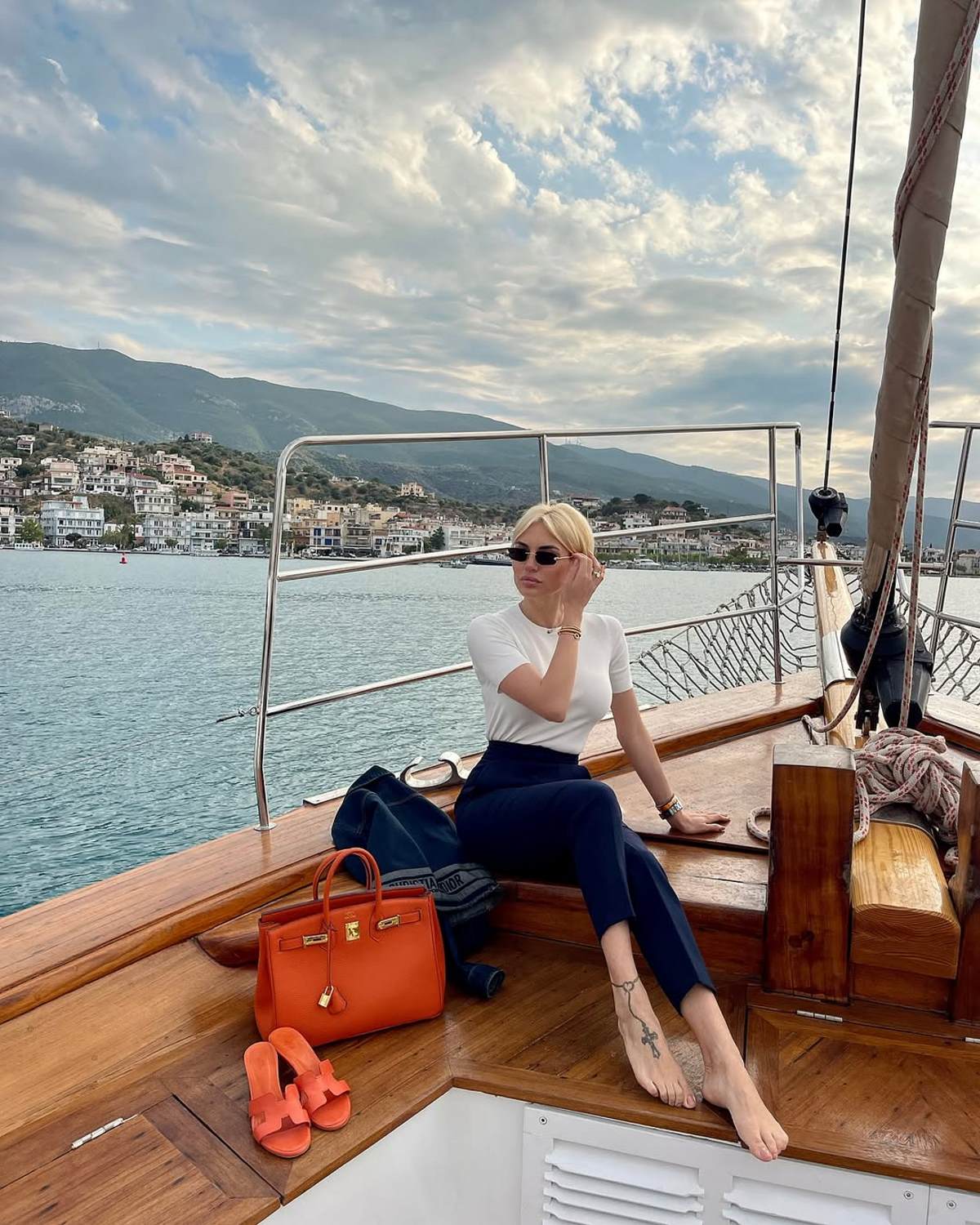 Η αλεξάνδρα παναγιώταρου σε σκάφος