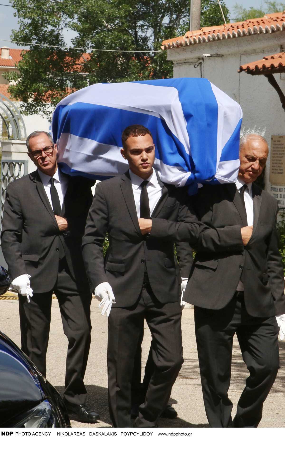 Κηδεία Πέτρου Μολυβιάτη