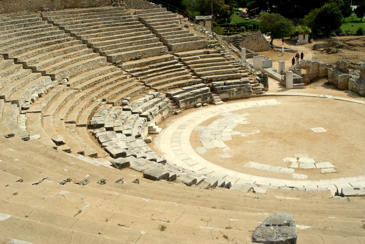 αρχαίο θέατρο Φιλίππων