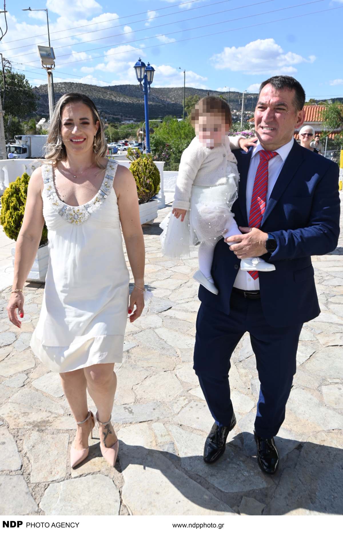 Η βάπτιση της κόρης του Πύρρου Δήμα και της Αφροδίτης Σκαφιδά