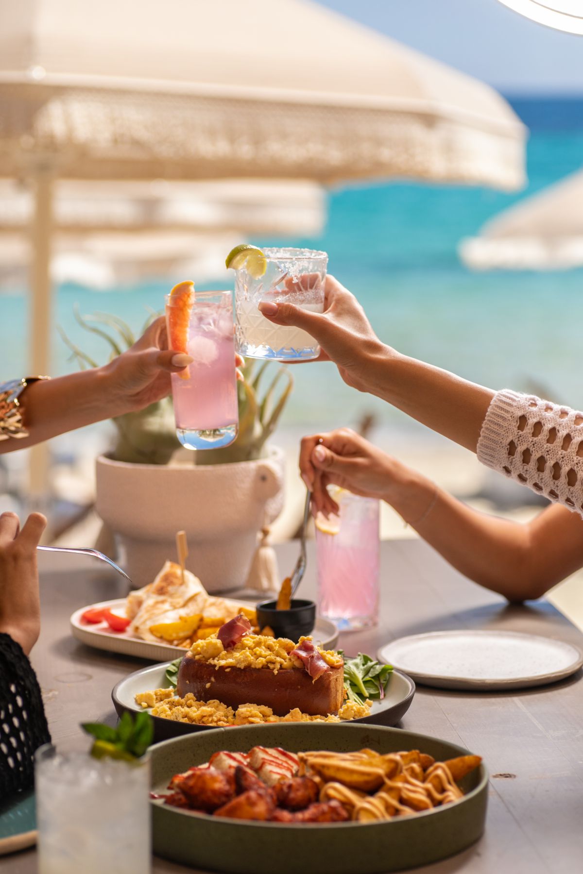 Το απολαυστικό μενού του Leuki ammos beach bar