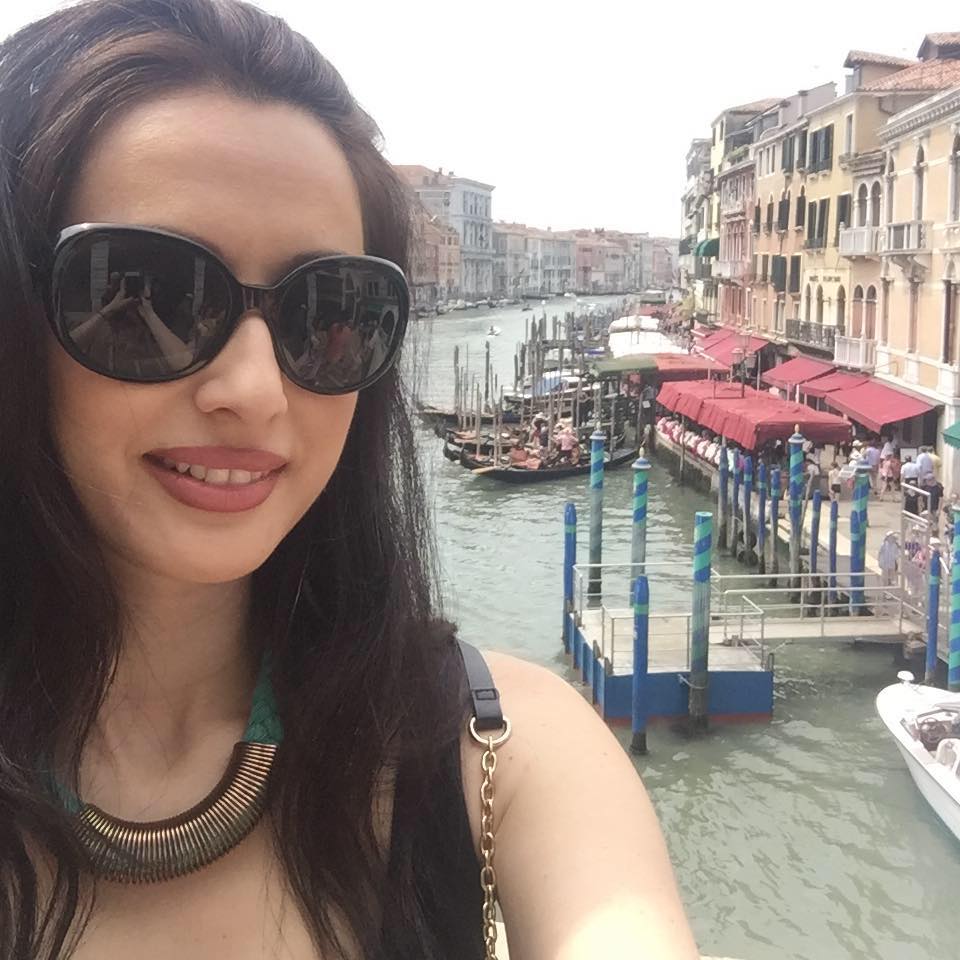 Η Έλενα Σαγανά σε μικρότερη ηλικία