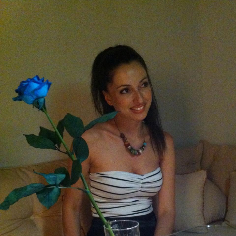 Η Έλενα Σαγανά σε μικρότερη ηλικία