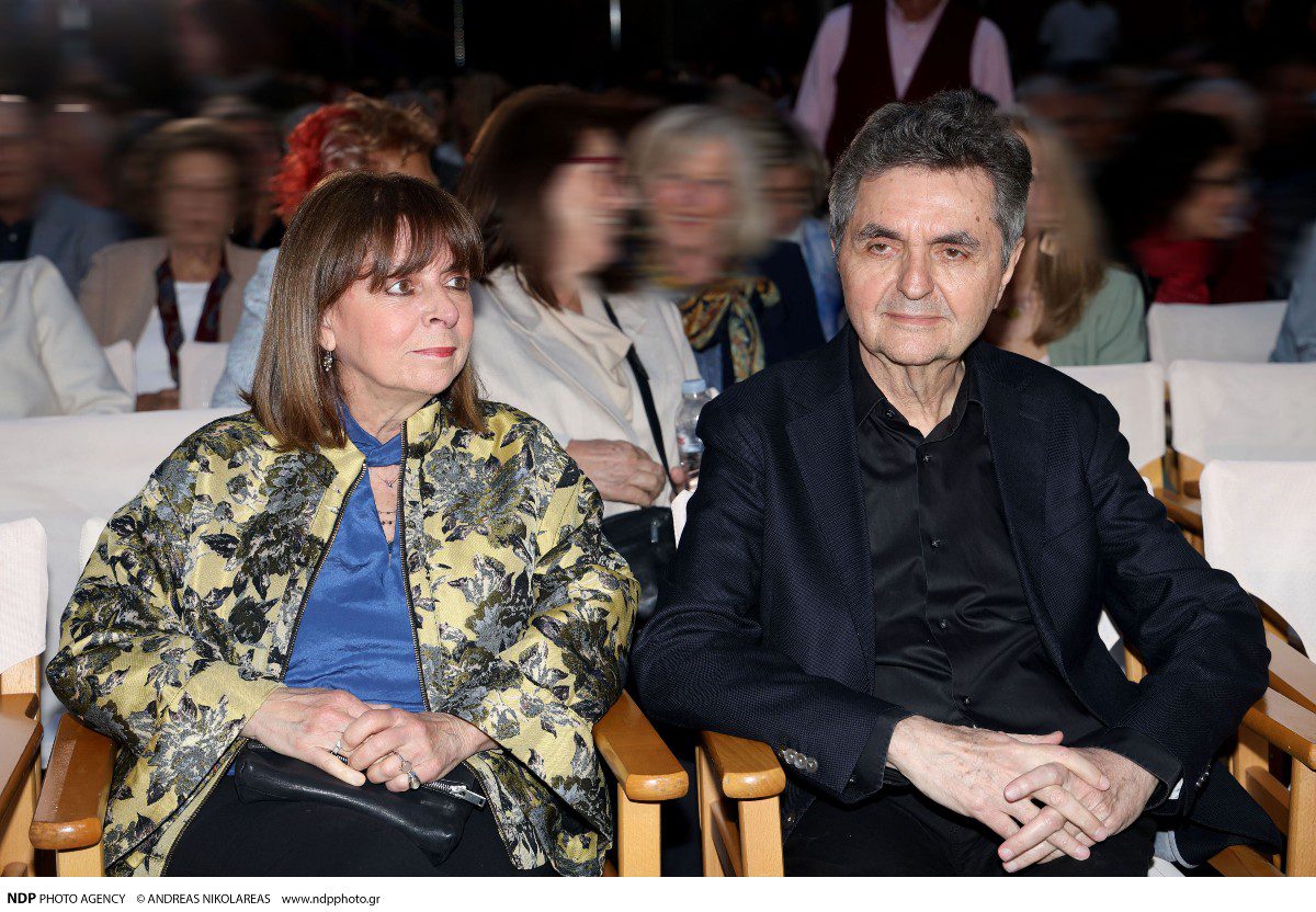 Η Κατερίνα Σακελλαροπούλου σε σπάνια δημόσια έξοδο με τον σύντροφό της, Παύλο Κοτσώνη