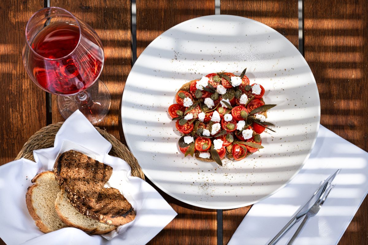 Αυθεντική ελληνική κουζίνα στο εστιατόριο Trafos