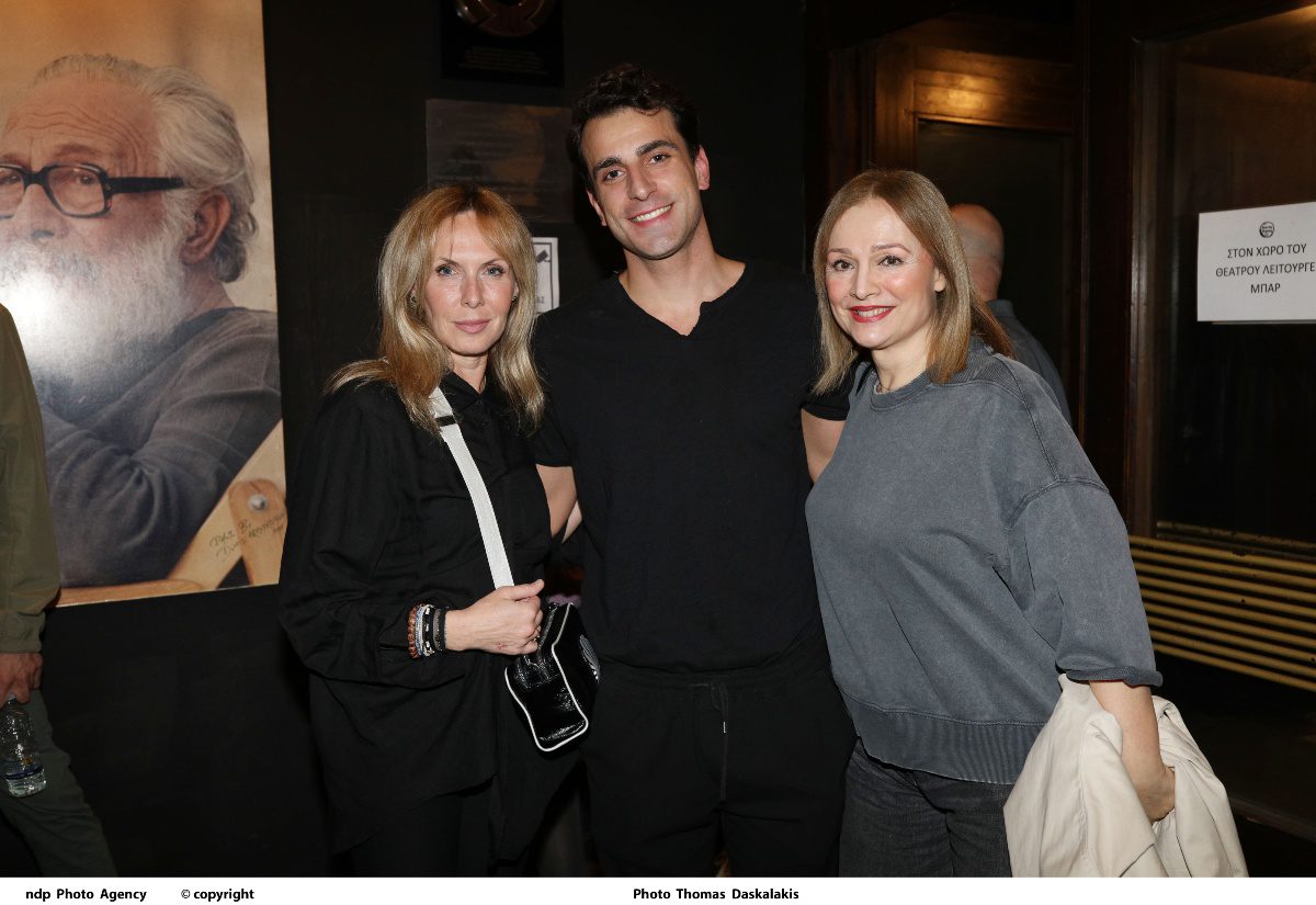 Ο Αλέξανδρος Σκουρλέτης αγκαλιά με την Εβελίνα Παπούλια