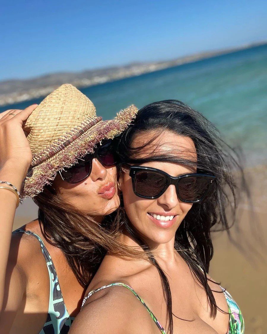 Σταματίνα Λαφαζάνη στην παραλία