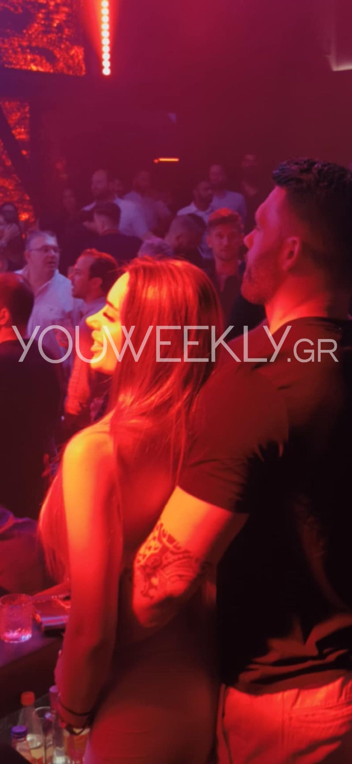 Ο Στάθης Σχίζας με νέα σύντροφο στα μπουζούκια