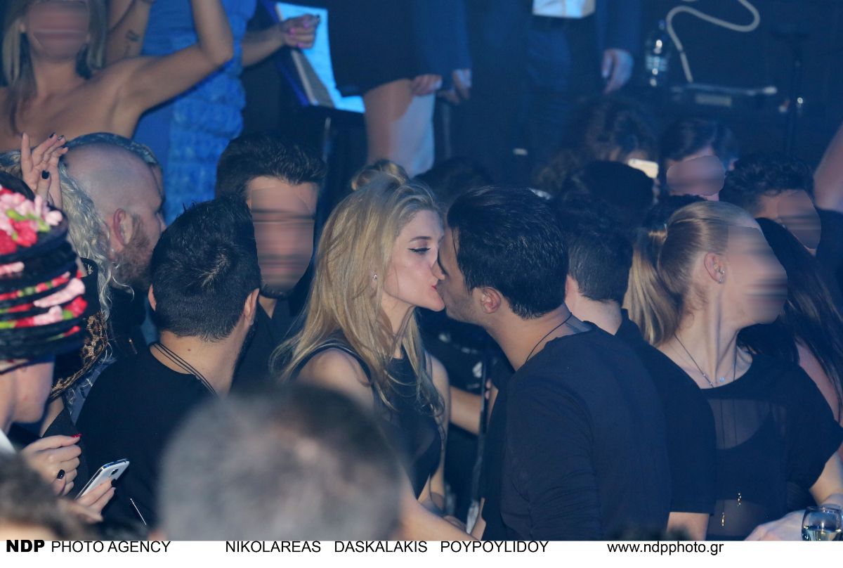 08-01-2015 Teatro. Τζένη Θεωνά-Δήμος Αναστασιάδης - Οι πρώτες τότε φωτογραφίες του ζευγαριού