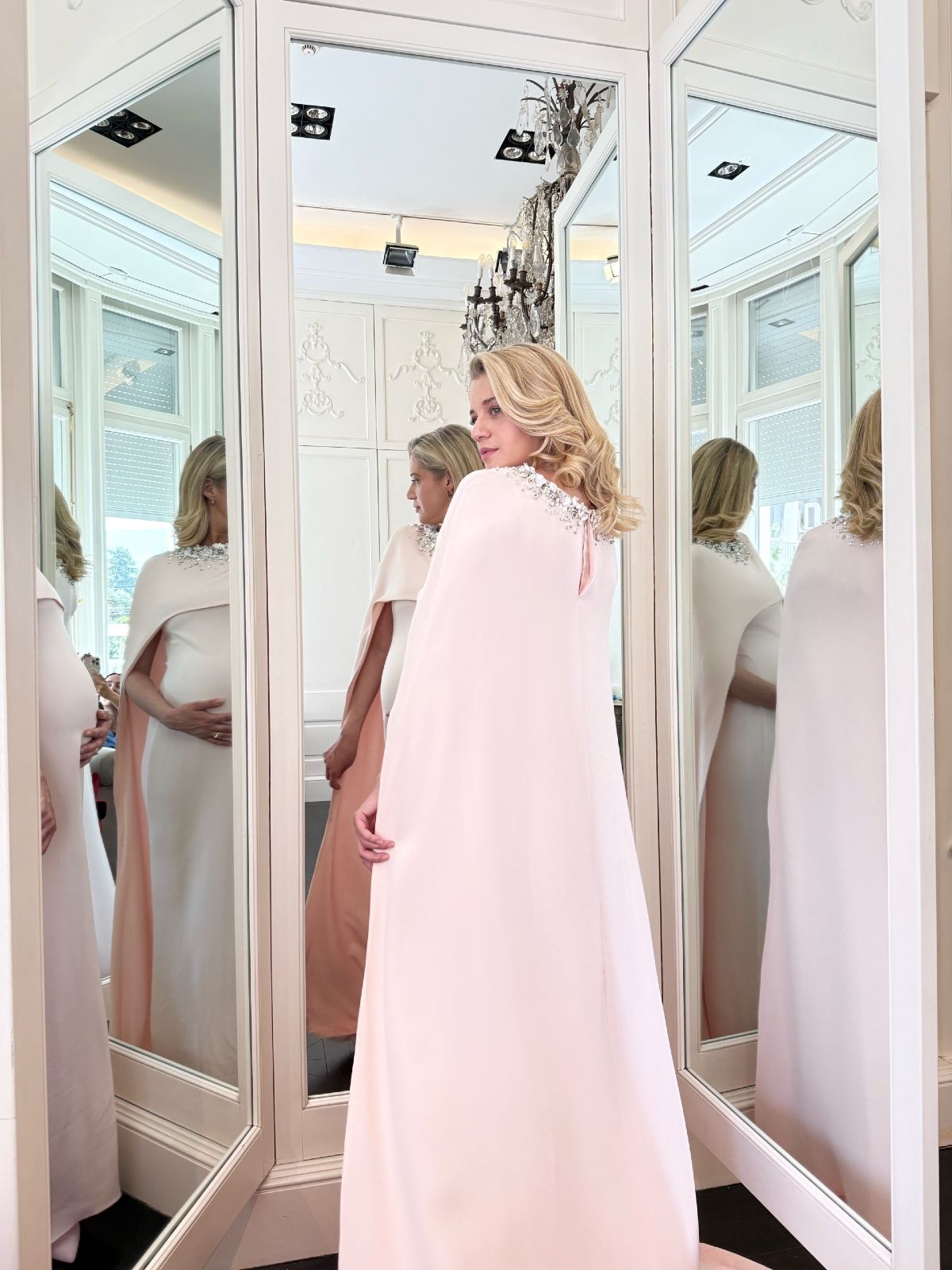 Η εμφάνιση της εγκυμονούσας Θεωνά στην Eurovision