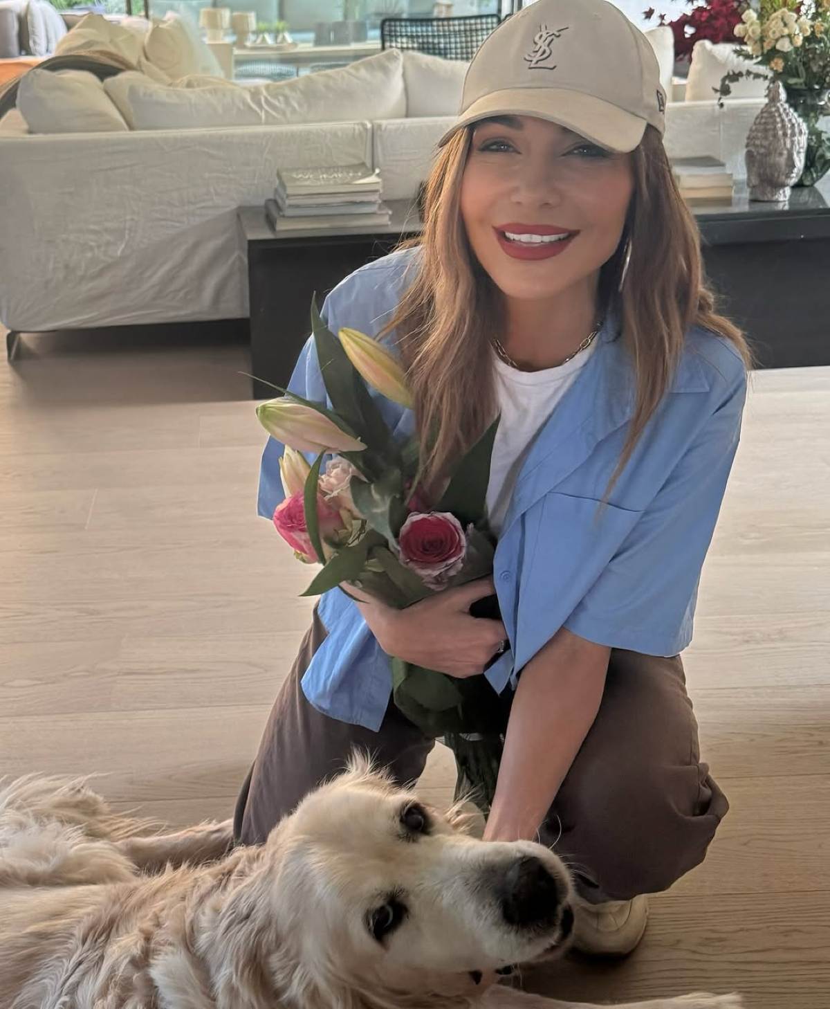 Η Δέσποινα Βανδή στο σπίτι της στην Φιλοθέη