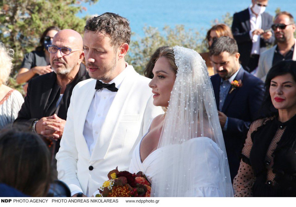 Η Ελεωνόρα Ζουγανέλη και ο Σπύρος Δημητρίου στο γάμο τους