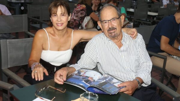 Έφη Πίκουλα, Τάκης Βουγιουκλάκης